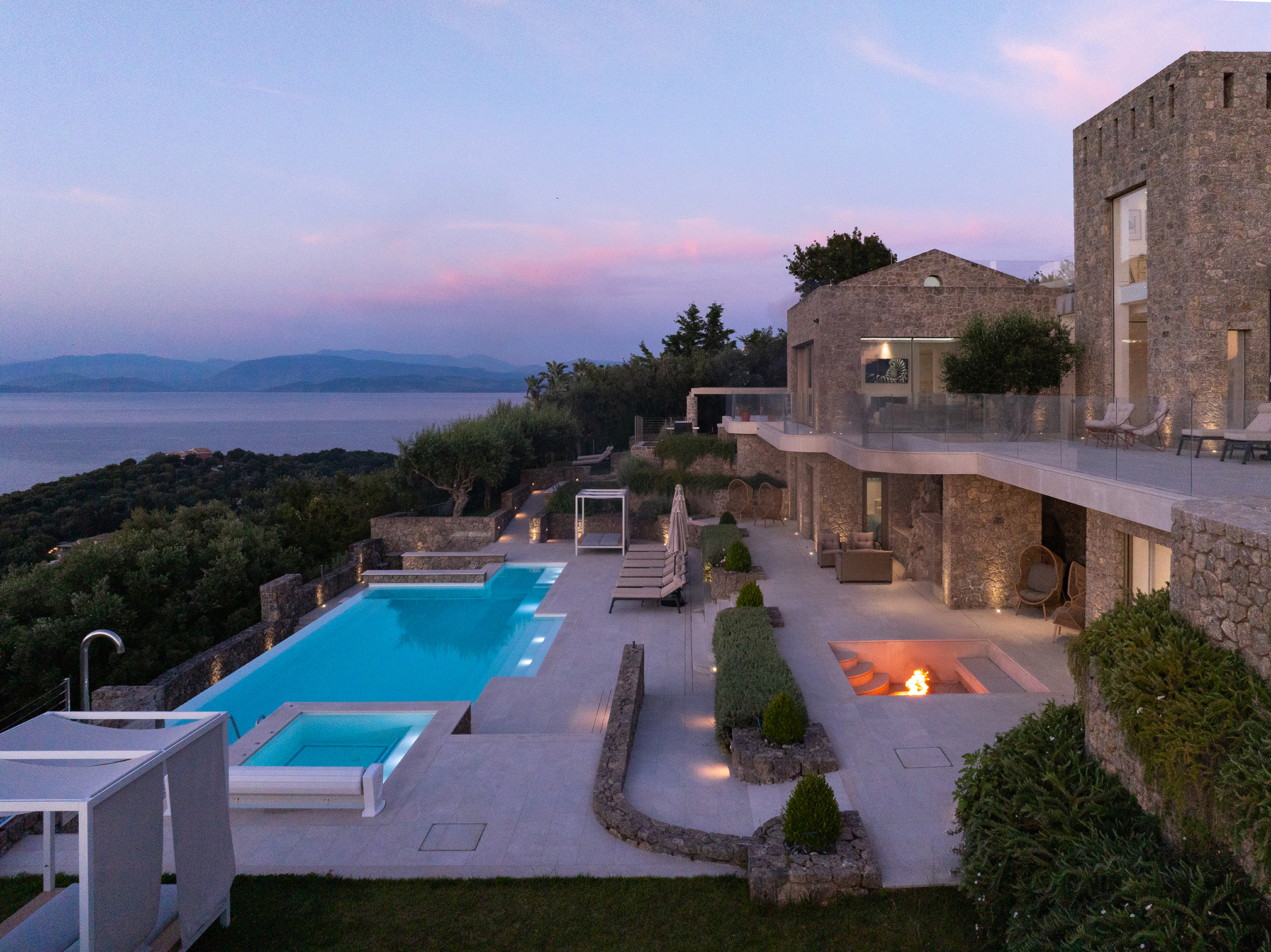 Tower House Kommeno